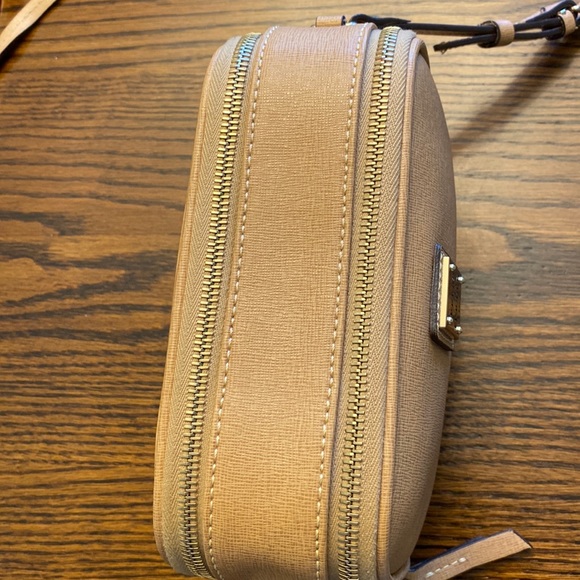 Discontinued Dooney & Bourke Saffiano Leather Sawyer Cross Body - Picture 7 of 10